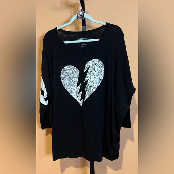 Torrid Black Long Sleeve Top with White Heart Design - Picture 1 of 2